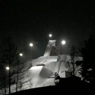 10811623_704597756303277_1015600234_n